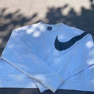 Nike Cropped Crew Neck